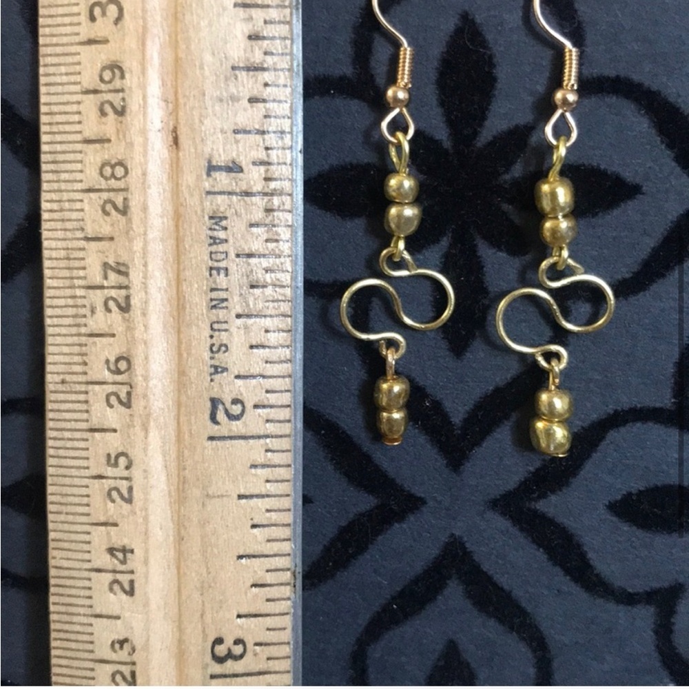 💛 Gold Infinity Earrings | Handmade 💛 - Picture 3 of 4